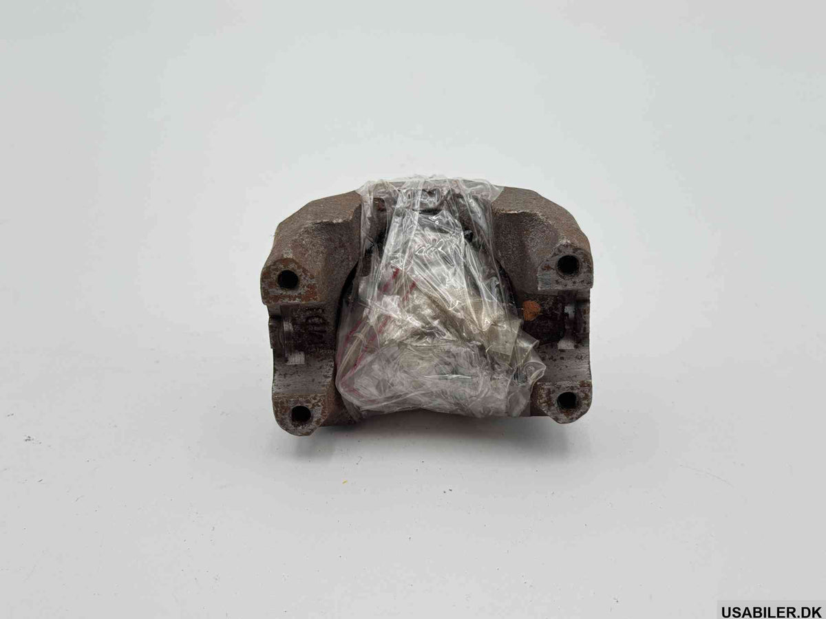 MOPAR 4897025AA Axle Yoke