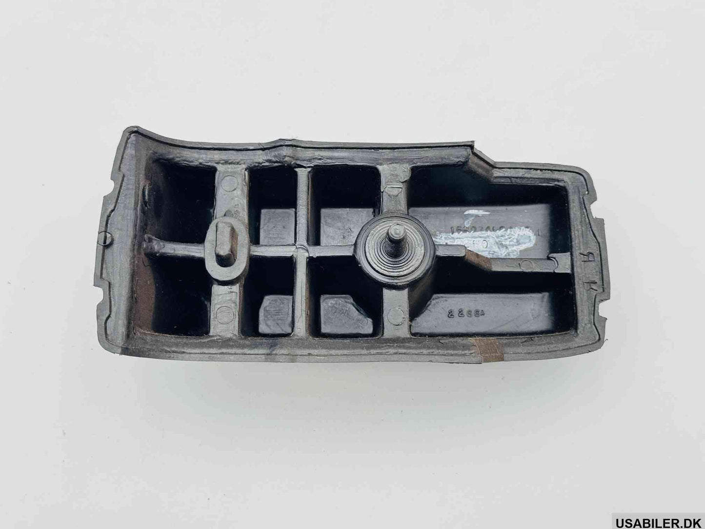 GM 15623492, Front Bumper Guard