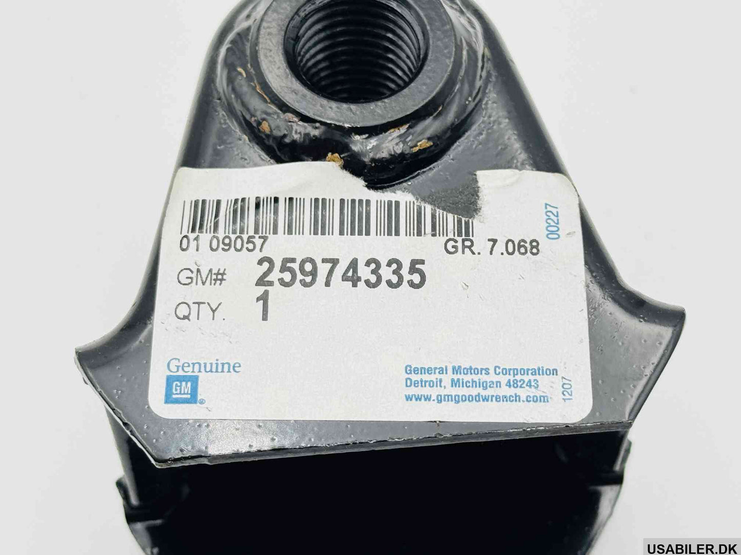 GM 25974335 Bracket Assembly, Front Tow Hook