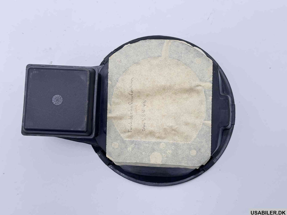 MOPAR 04655548 Fuel Filler