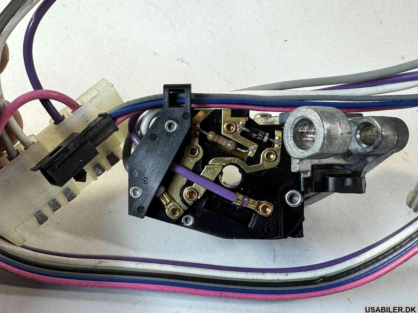 GM 26043119 Switch, Windshield Wiper & Windshield Washer