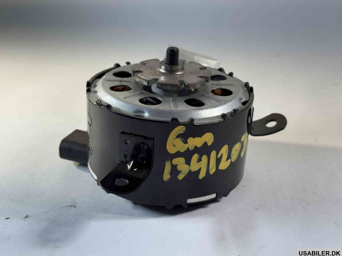 BOSCH Radiator Fan Motor Opel