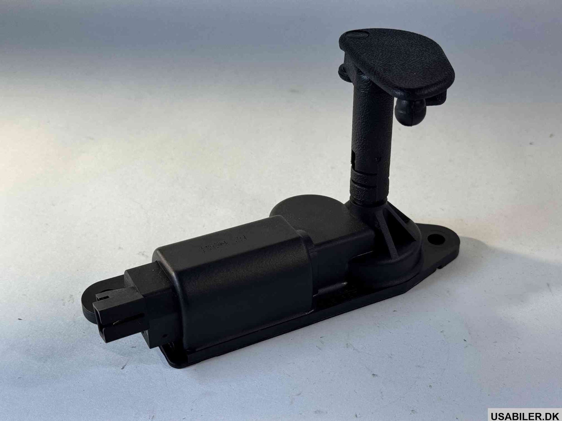 GM 10299851 Latch Assembly, Body Side Rear Window