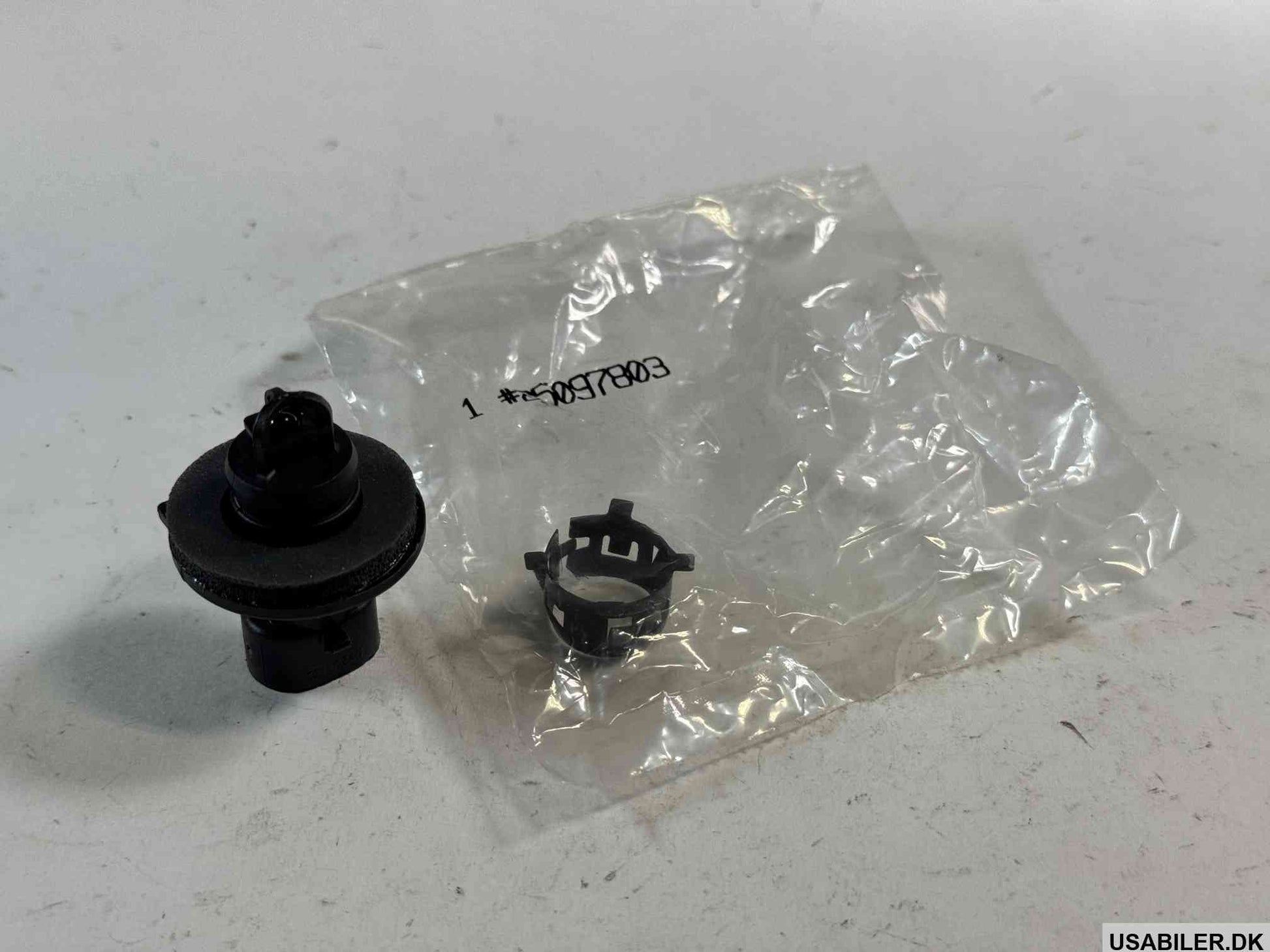 GM 12110320 Sensor Asm,Intake Air Temperature