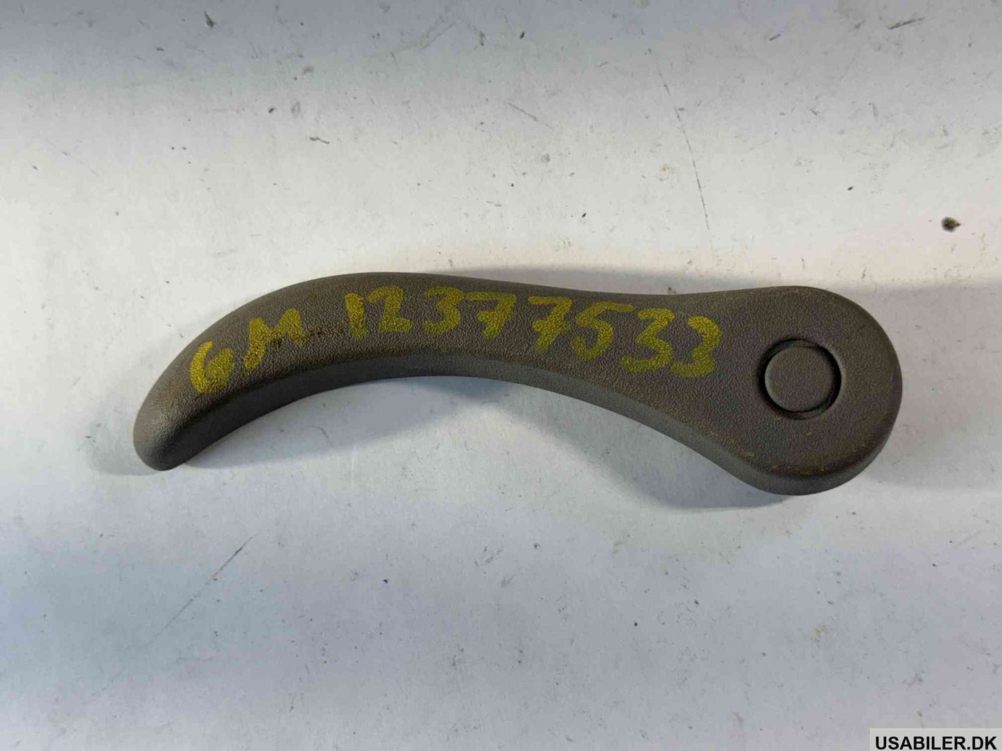 GM 12377533 Handle,Driver Seat Reclining W/O Splines *Pewter