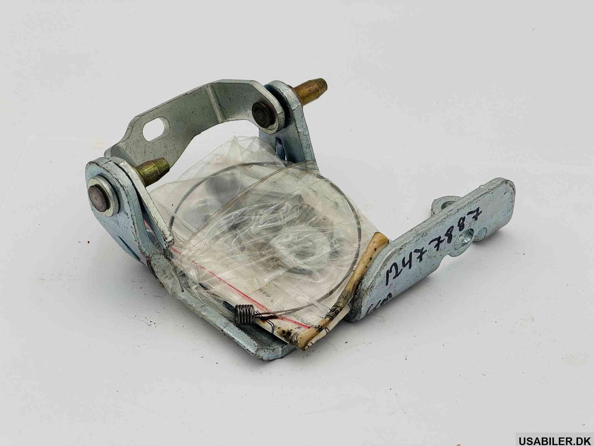 GM 12477887 Hinge Kit,Front Side Door(Body Side)