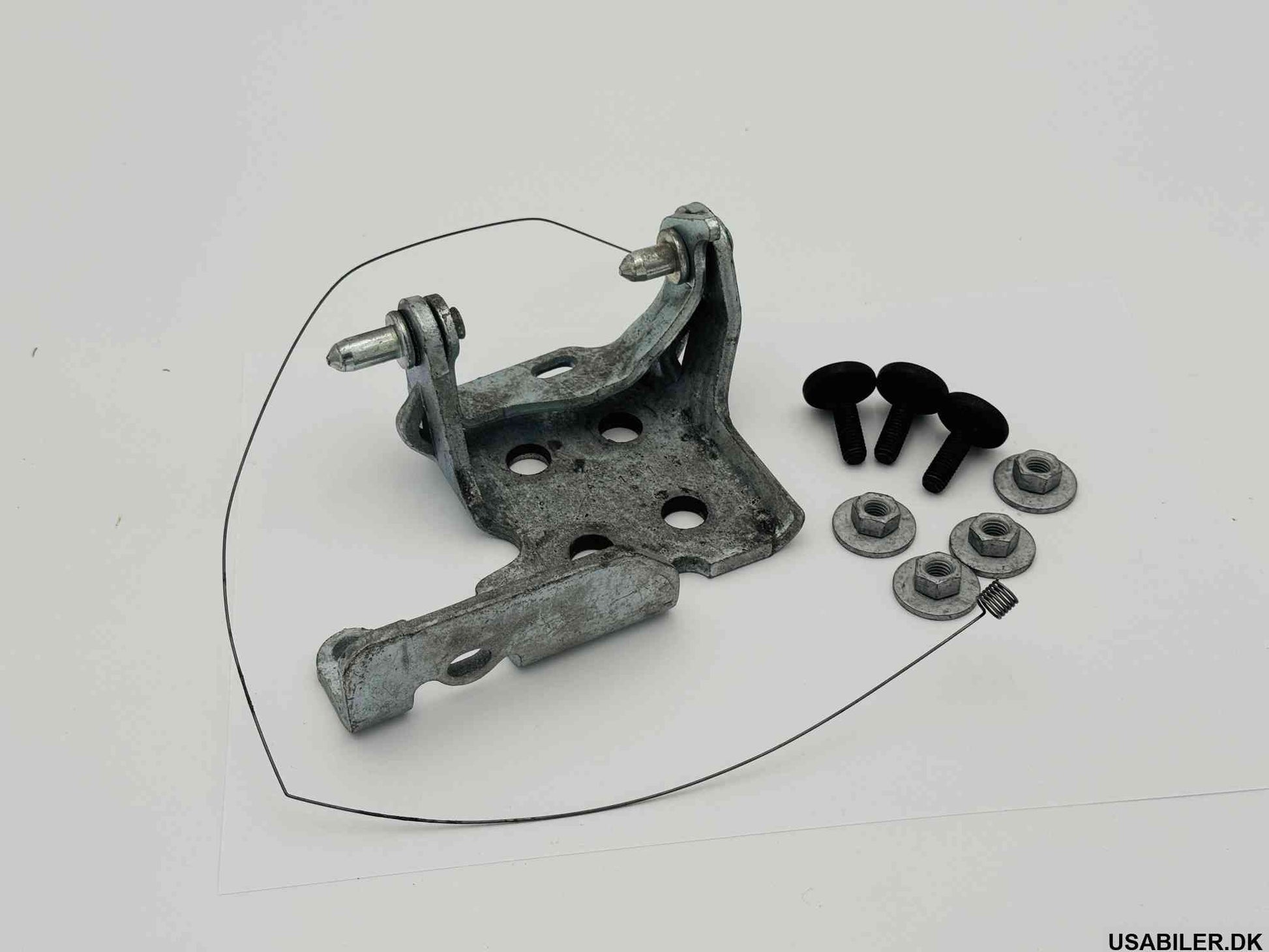 GM 12477888 Hinge Kit,Front Side Door(Body Side)    