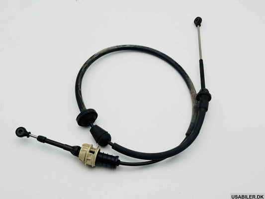 GM 12562038 Automatic Transmission Control Lever Cable