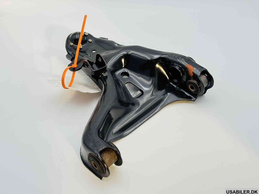 GM 1501806 Front Lower Control Arm Assembly