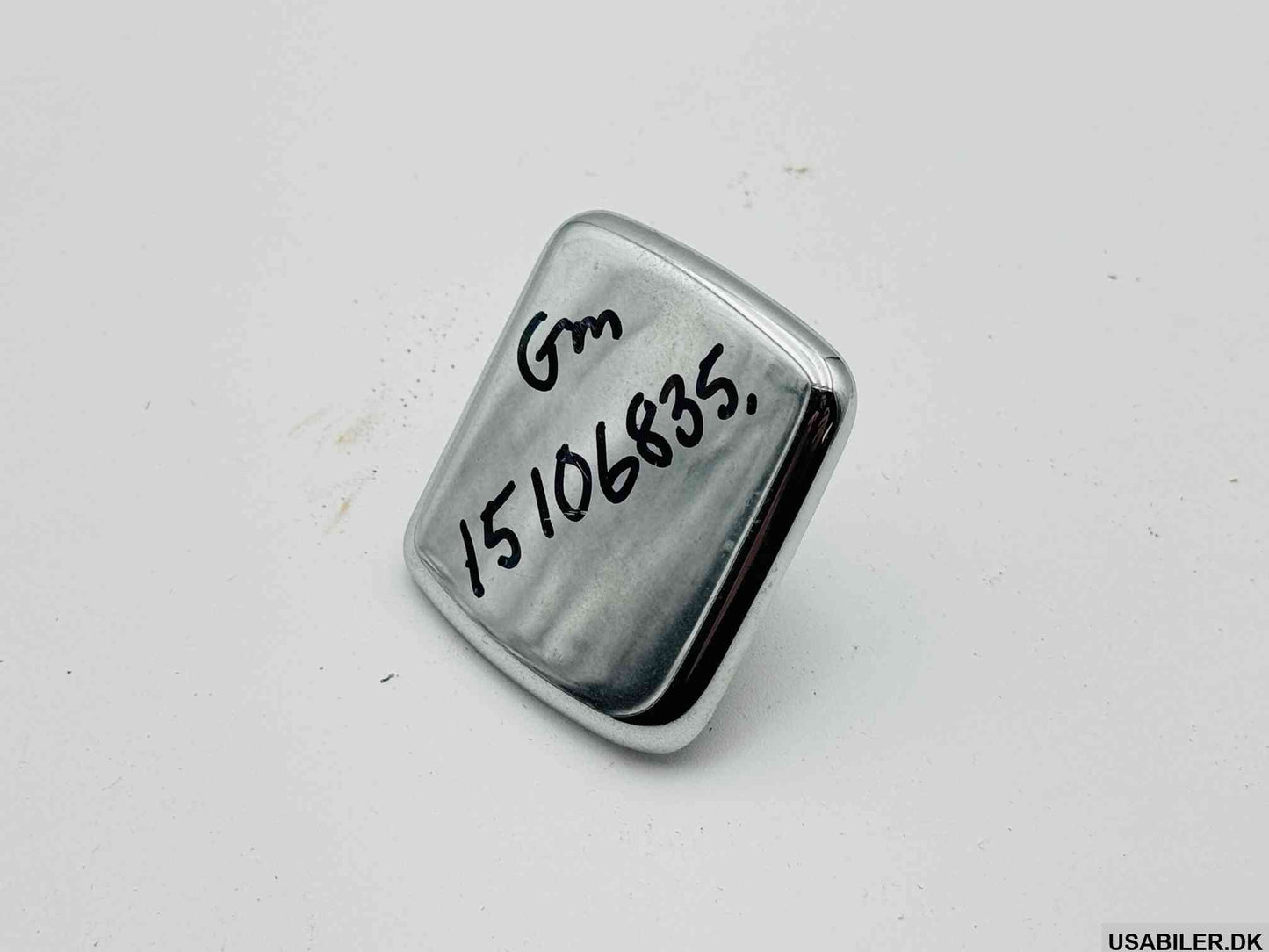 GM 15106835 Cover Headlamp Washer Nozzle