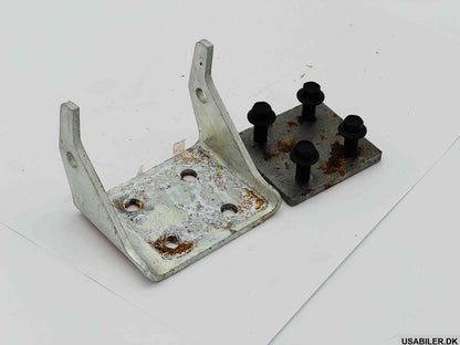 GM 15536617 Hinge Unit, Side Front Door Upper (Lh/Rh) (Door Half)