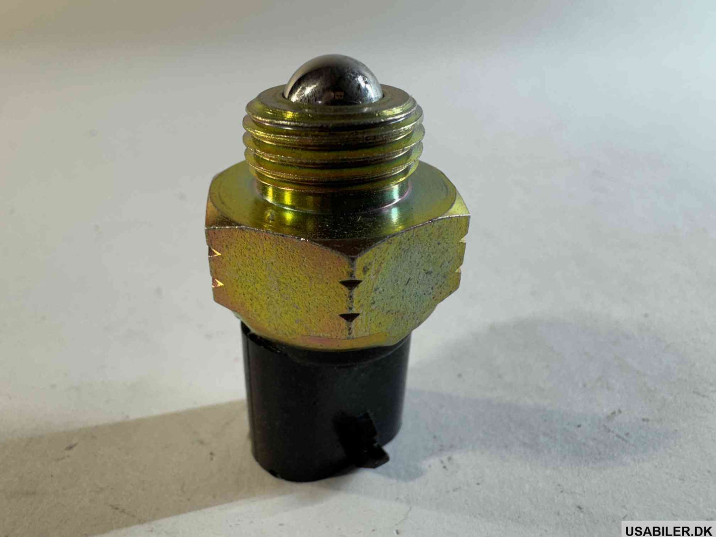 GM 15598481 Switch,Four Wheel Drive Indicator