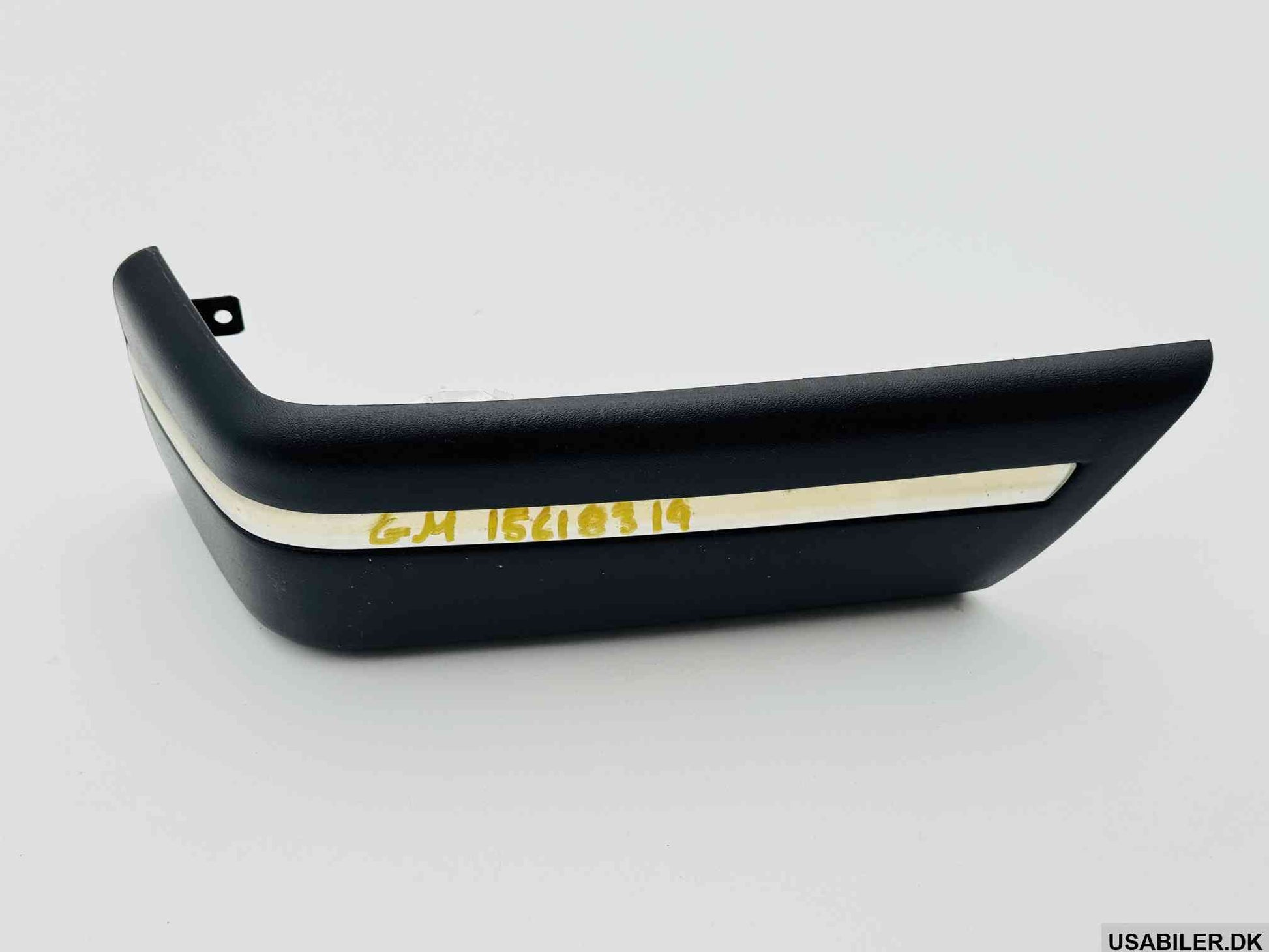 GM 15618319 Moulding Kit, Right Body Side Lower Rear 