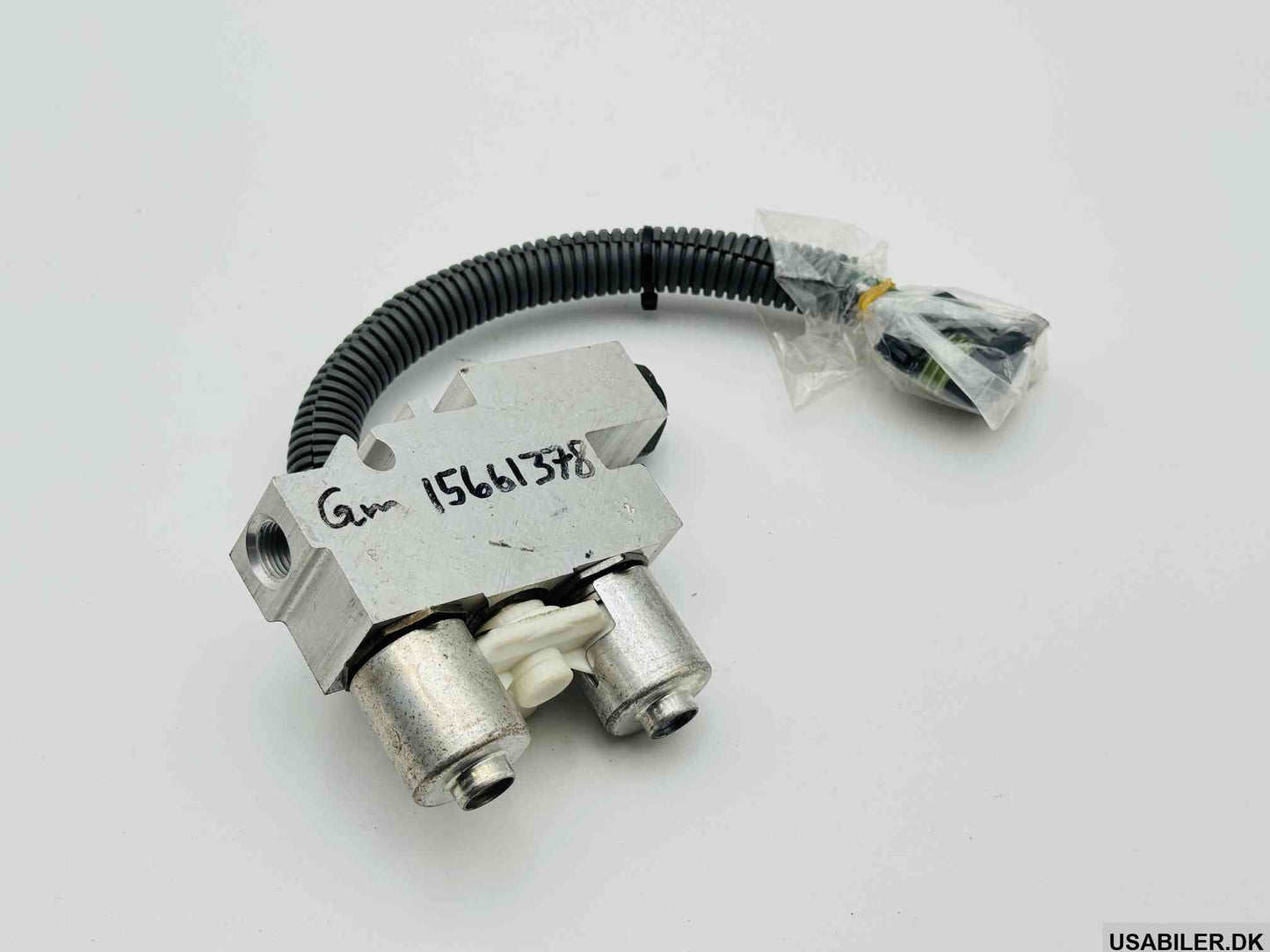 GM 15661378 Valve, Pressure Differential (Anti, Lock Pressure Valve)