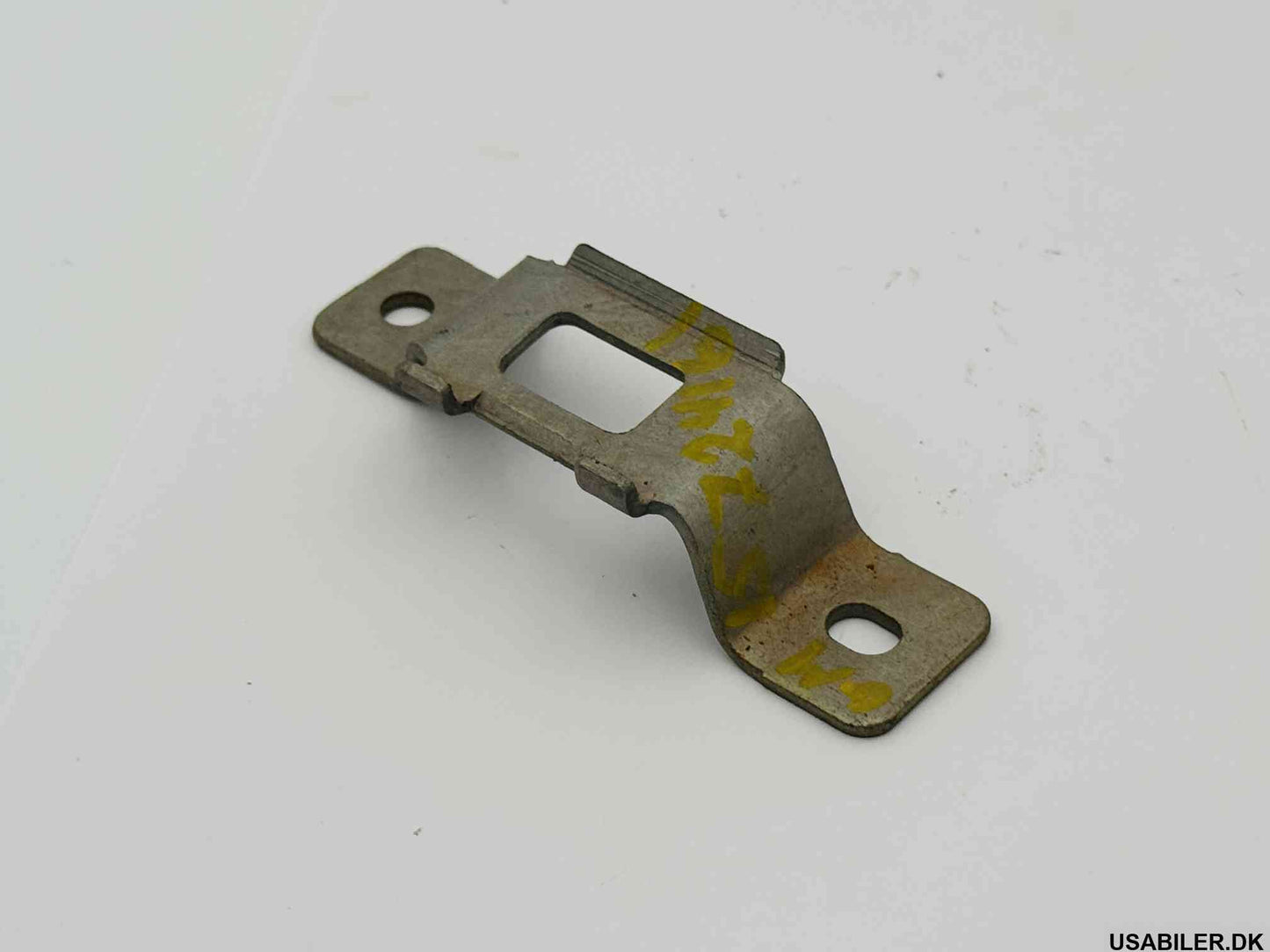 GM 15724161 Striker, Pick Up Box End Gate
