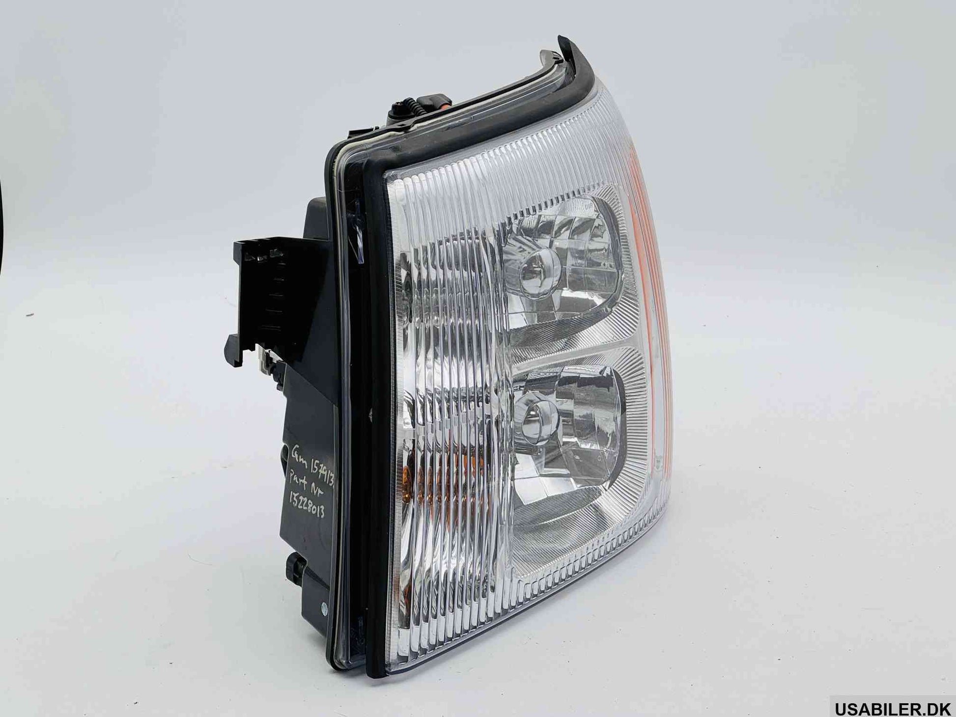 GM 15791356 Headlamp 