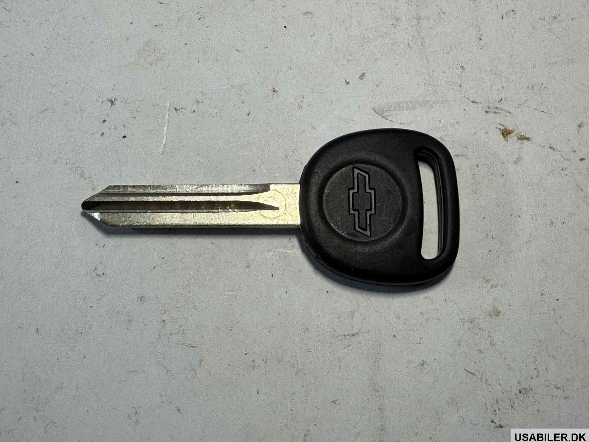GM 15824471 Key Asm,Dr Lock & Ignition Lock