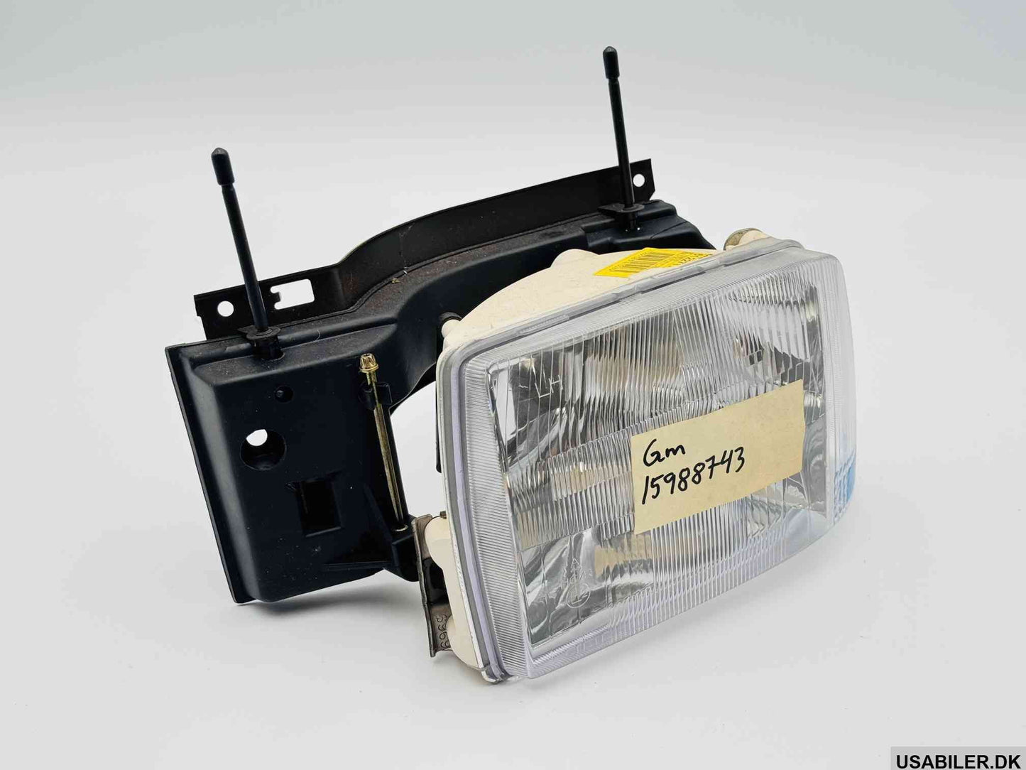 GM 15988743 Headlight Capsule