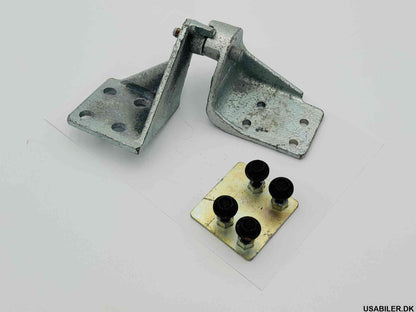 GM 15994457 Hinge Kit,Rear Door Lower, Lh