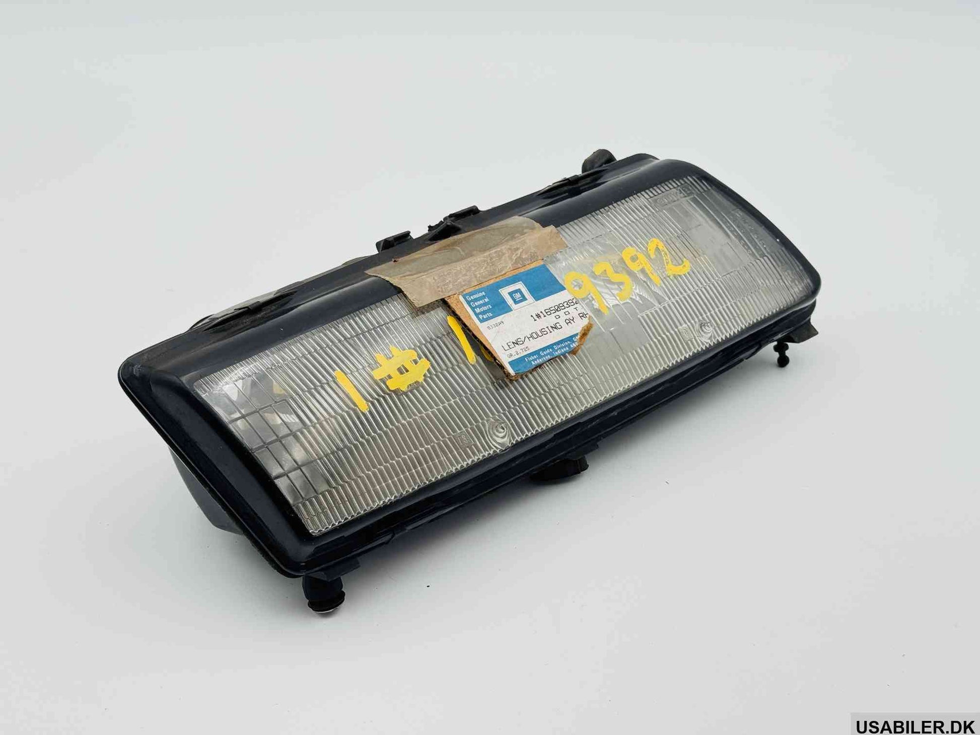 GM 16509392 Headlamp Right