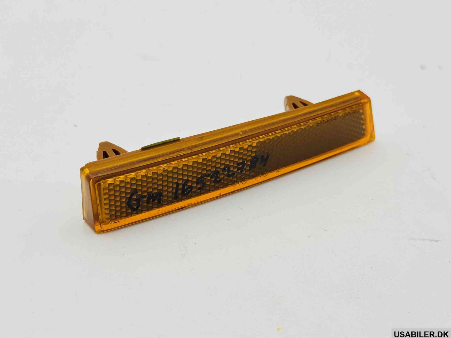 GM 16522784 Filler Assembly, Front Side Marker Lamp Opening