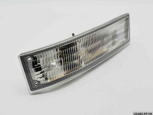 GM 16523212 Turn Signal Lamp Light RH 