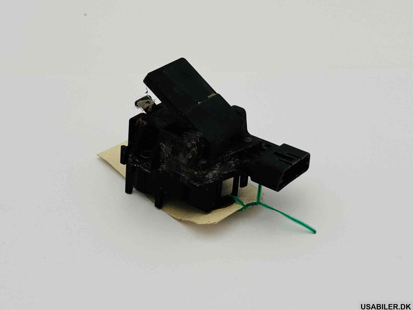 GM 16629927 Switch,Rear Compartment Lid Pulldown