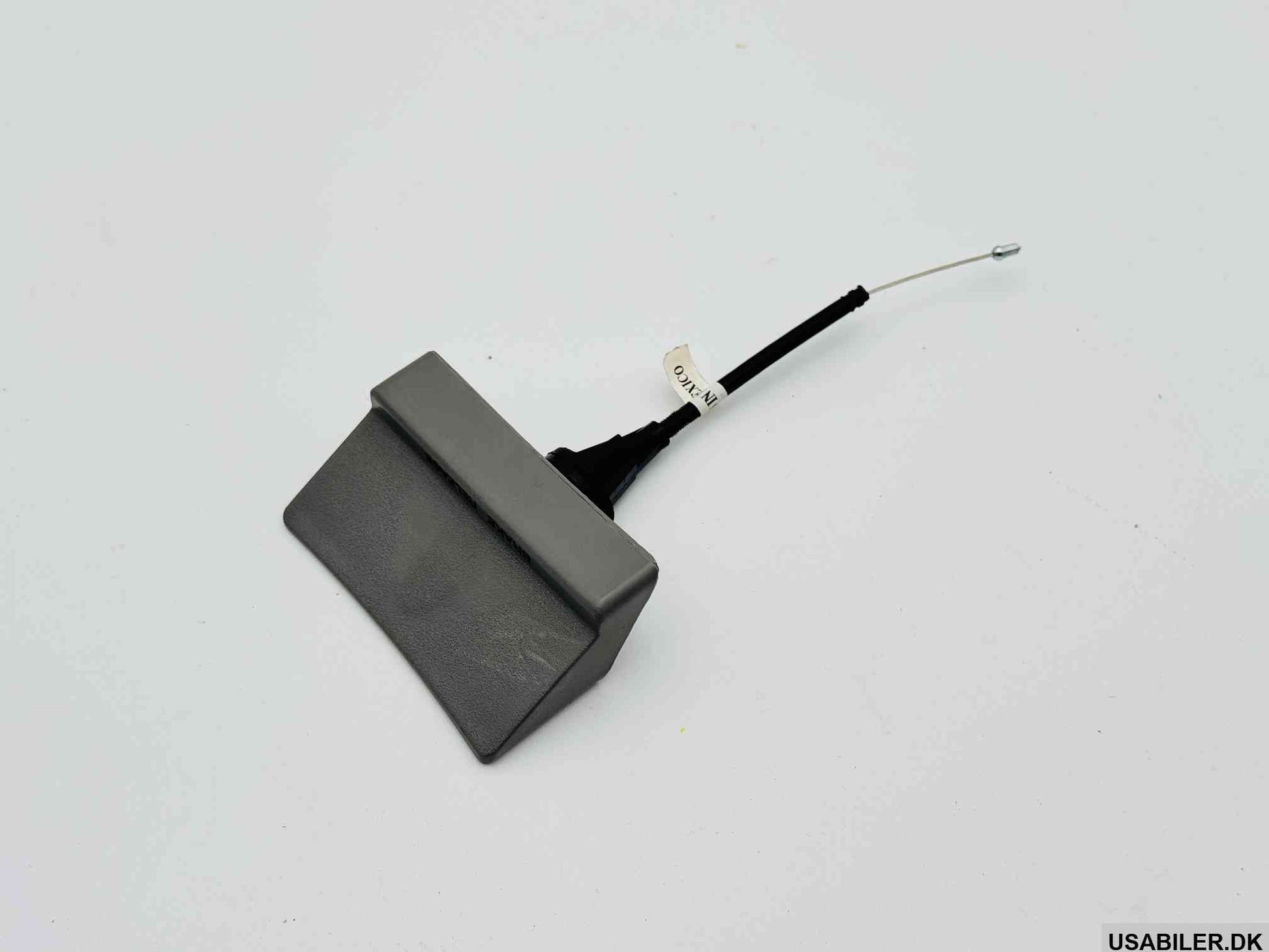 GM 19202992 Handle,Parking Brake Release