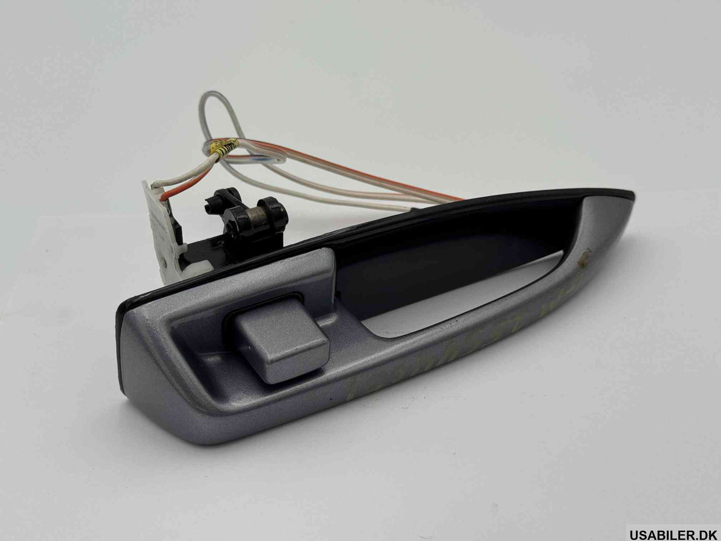 GM 20696135 Oem Outer Door Handler *Gray