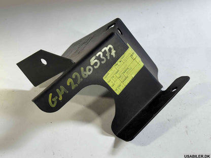 GM 22605377 Shield, Intake Air Splash
