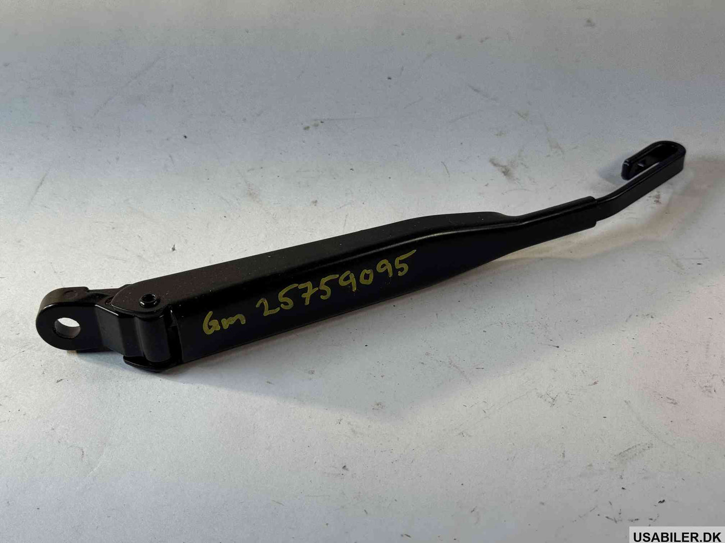 GM 25759095 Arm,Rear Window Wiper