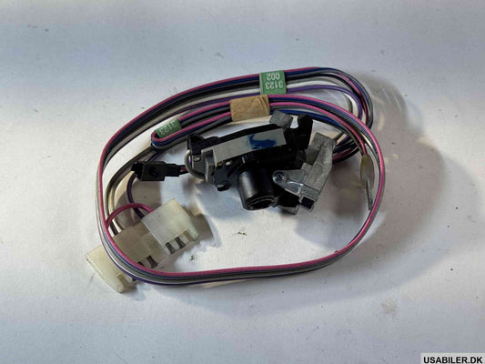 GM 26043119 Switch, Windshield Wiper & Windshield Washer