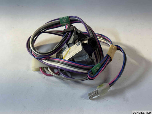 GM 26043123 Switch,Windshield Wiper & Windshield Washer