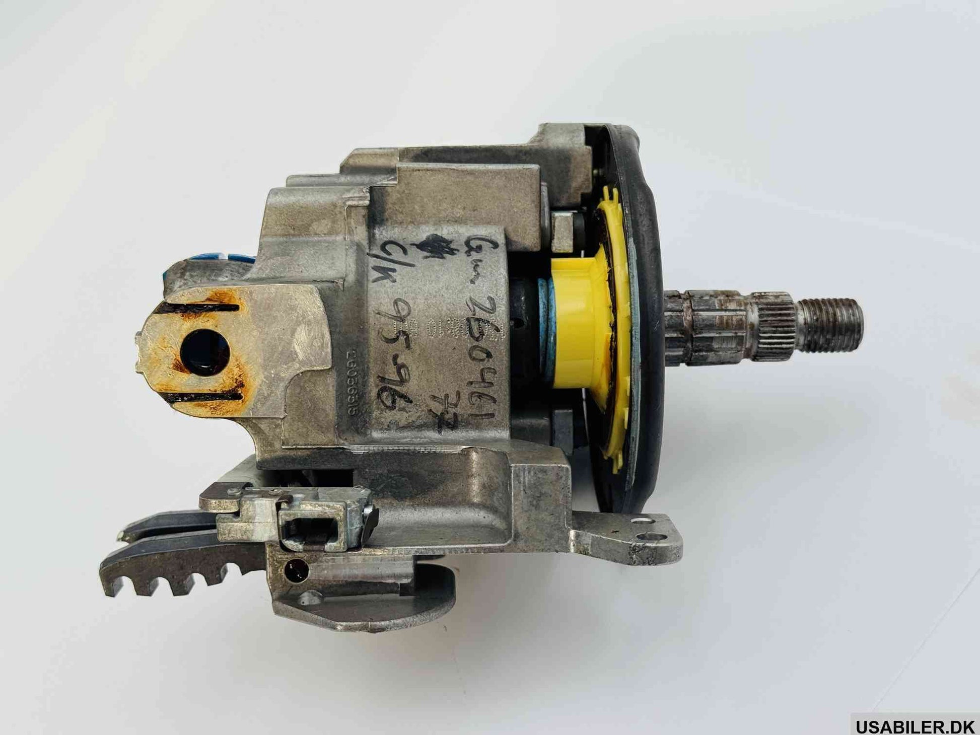 GM 26046177 Housing, Steering Column (W/Upper Steering Shaft)