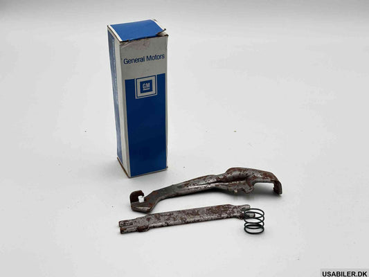 GM 458483 Lever Kit, Parking Brake Shoe