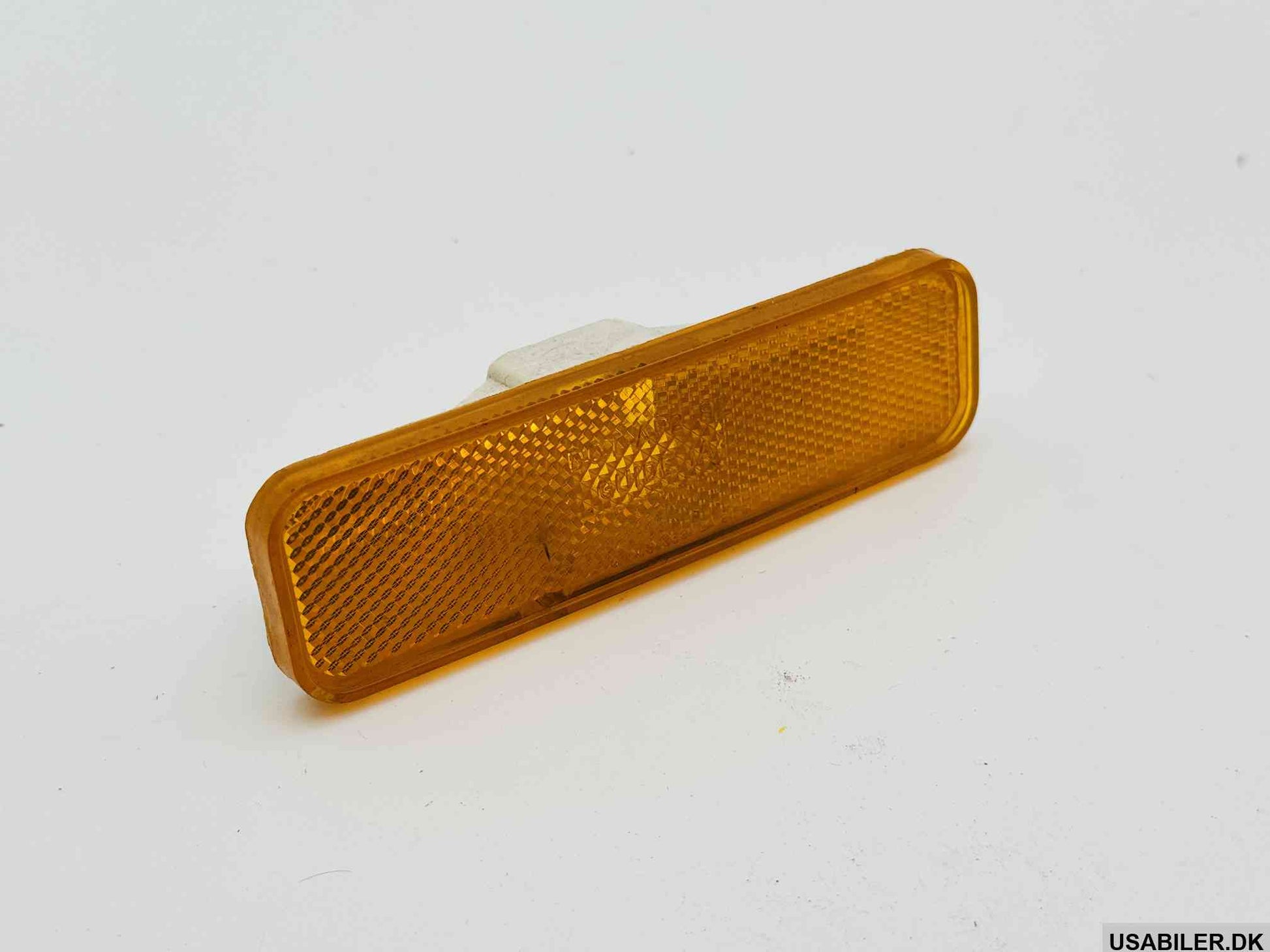 GM 5973387 Park Light amber LH front