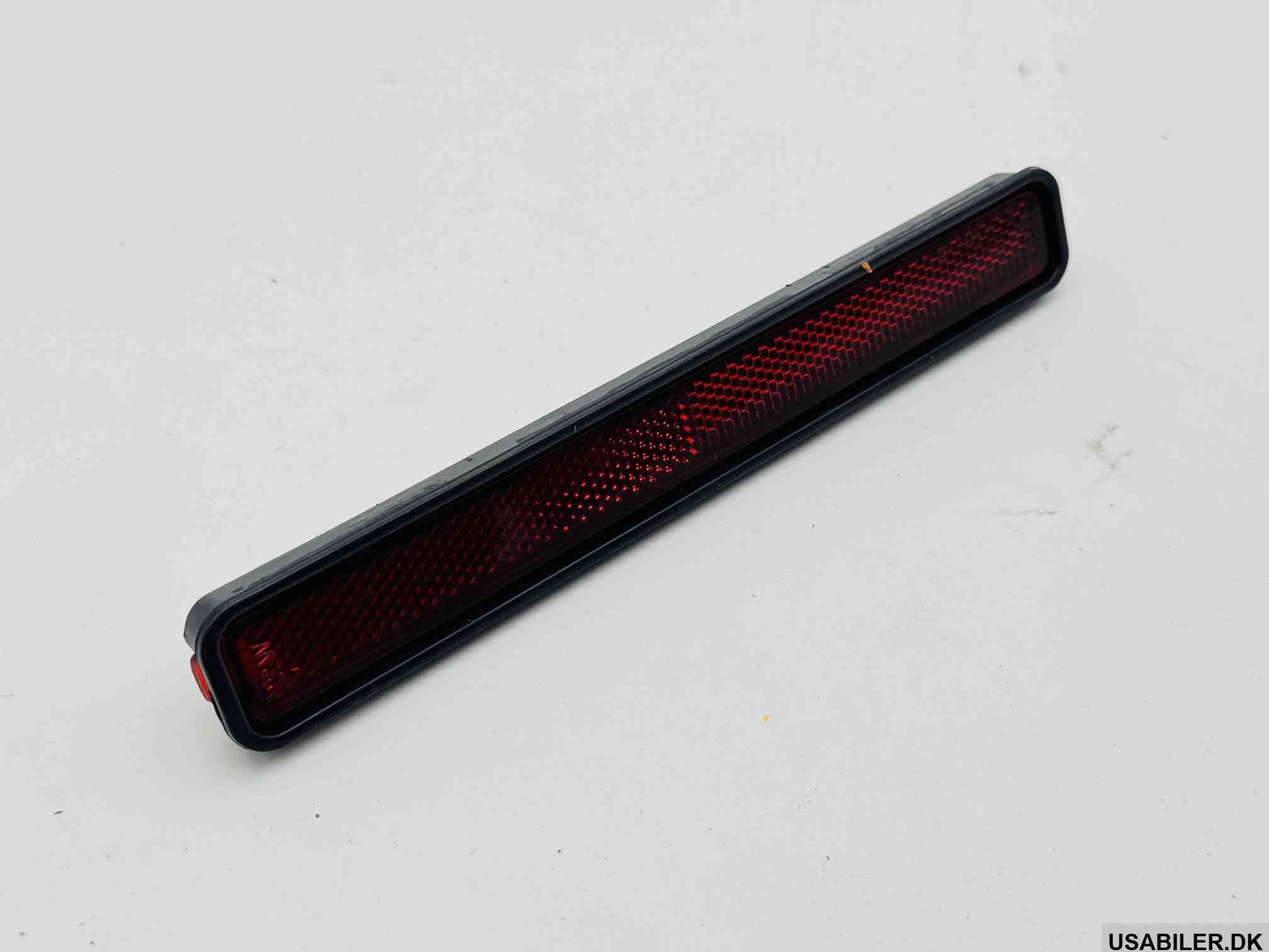 GM 5975427 Reflector, Rear