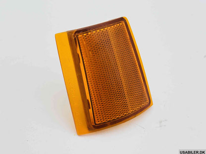GM 5977463 Front Side Marker - Driver Side