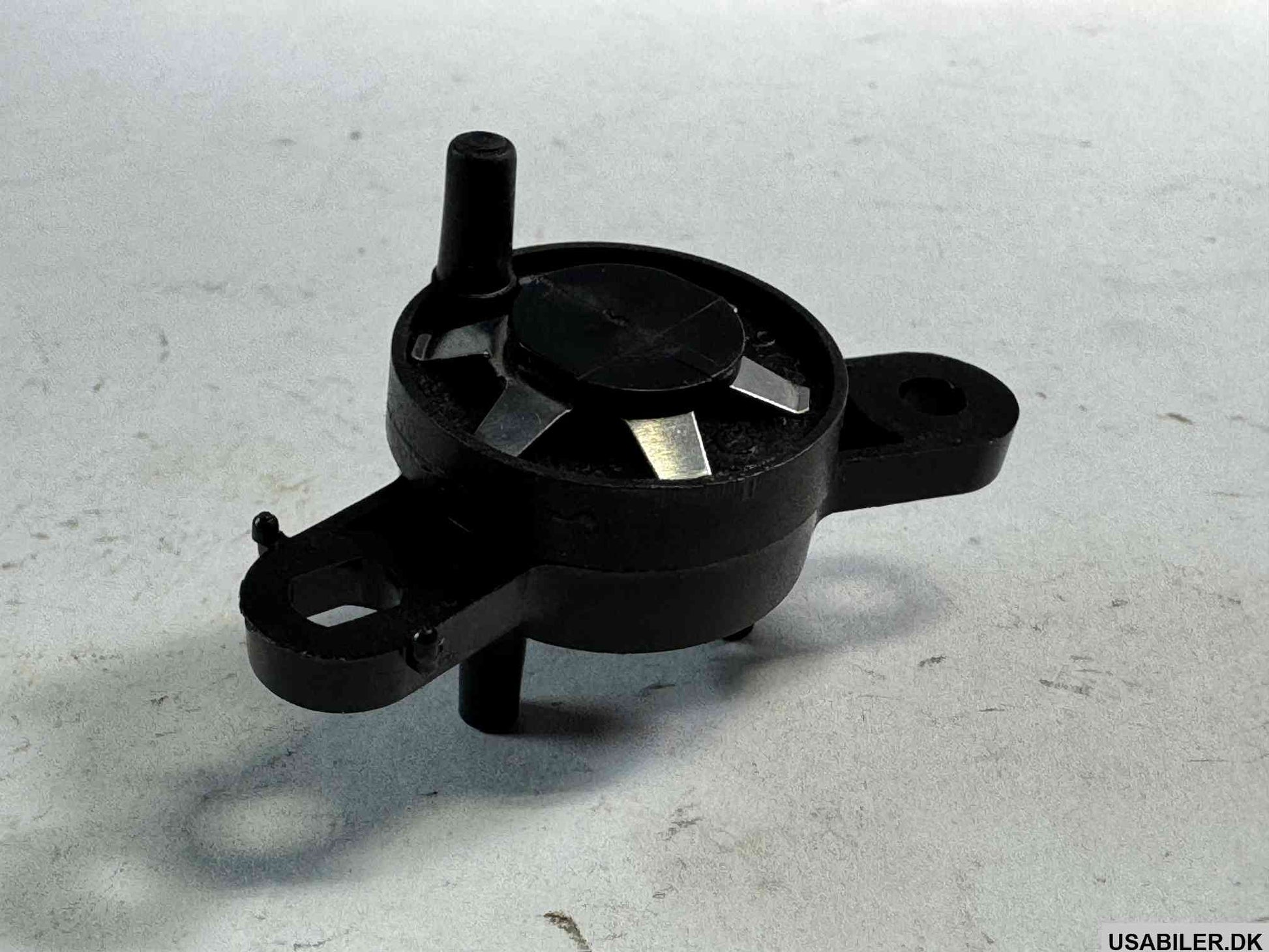GM 7897420 Valve,Heater & A/C Control Vacuum