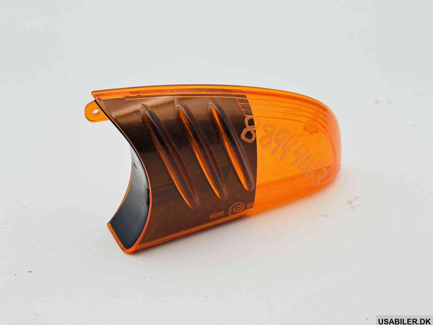 GM 88944063 Lens,Auxiliary Side Front Turn Signal Lamp