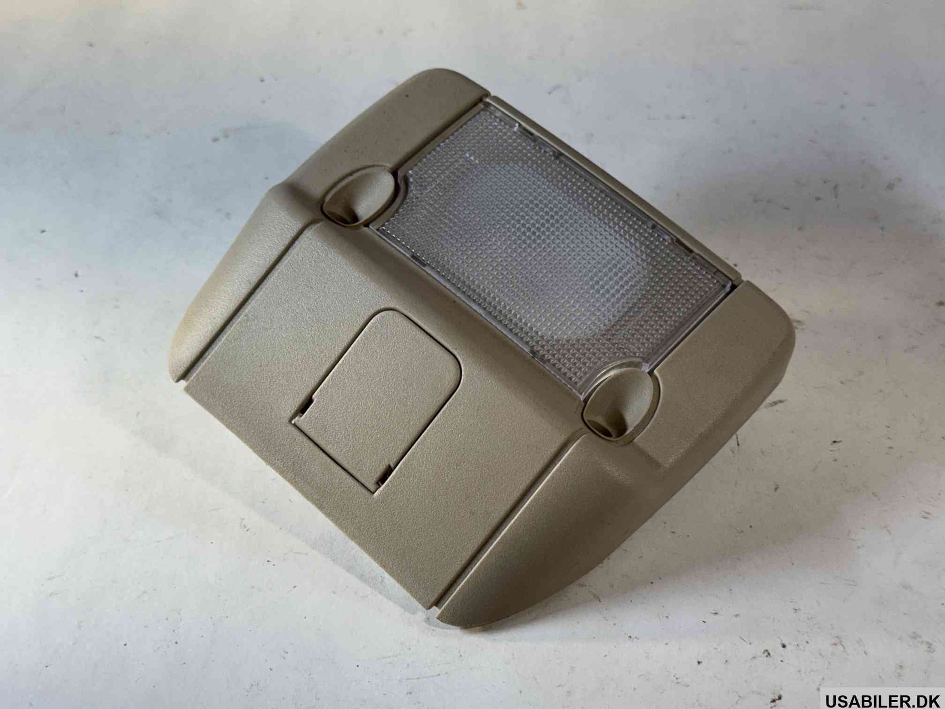 GM 88952106 Bezel Assembly,Dome Lamp Rear, W/Intrusion 