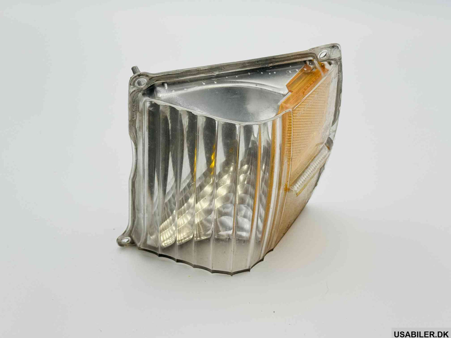 GM 912357 Parking Lamp Assembly, Left
