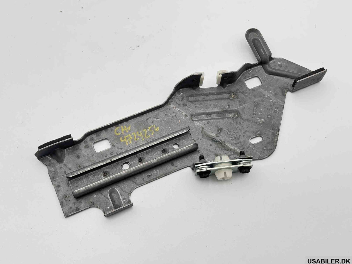 MOPAR 4724256 Lift Plate - Right