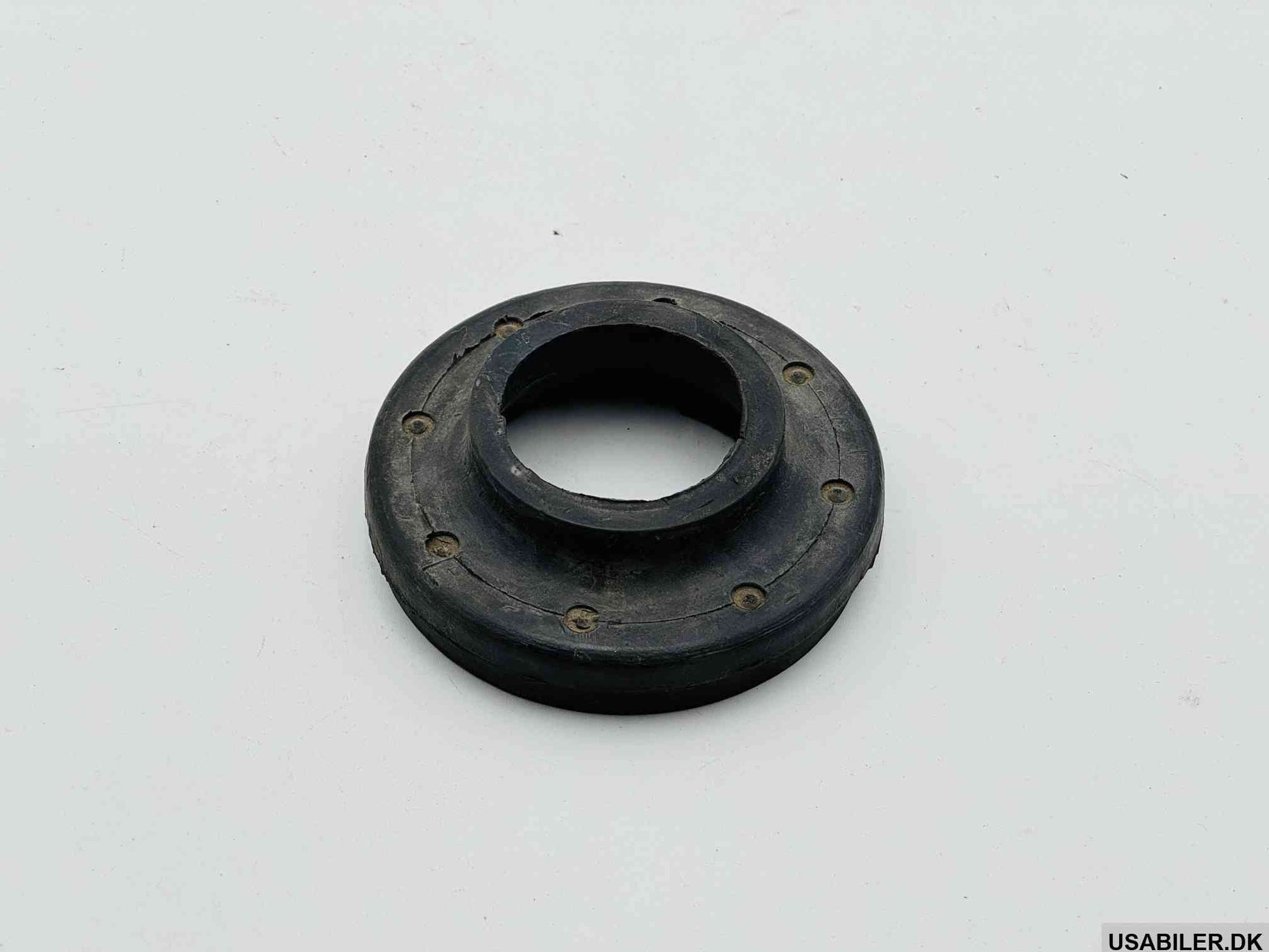MOPAR 52000229 Coil Spring Isolator