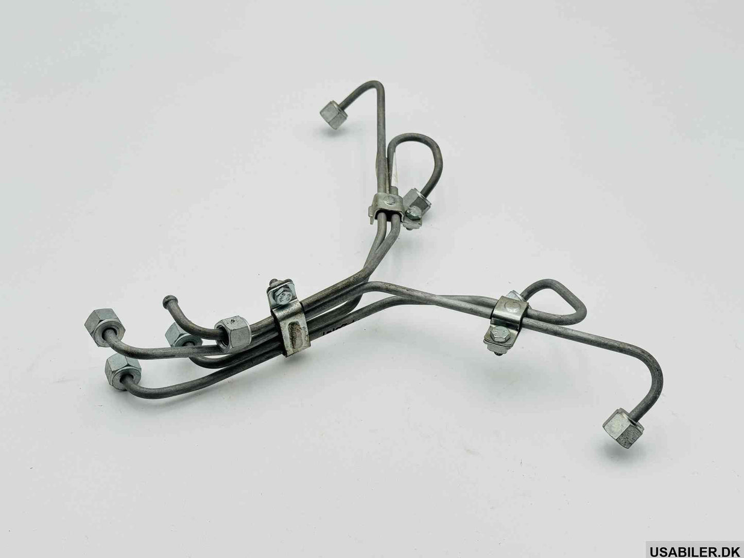 04720169 Fuel Injector Pipe