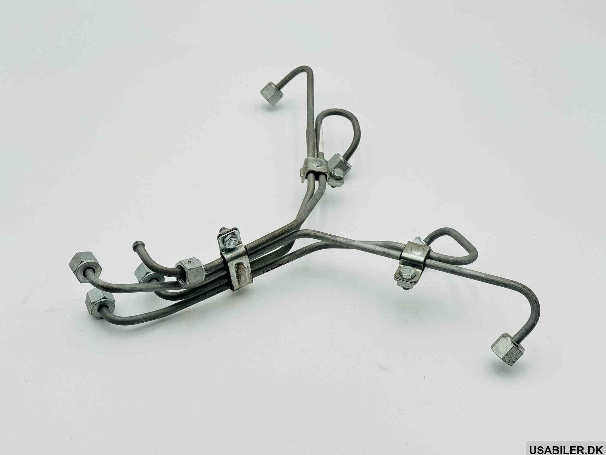 04720169 Fuel Injector Pipe