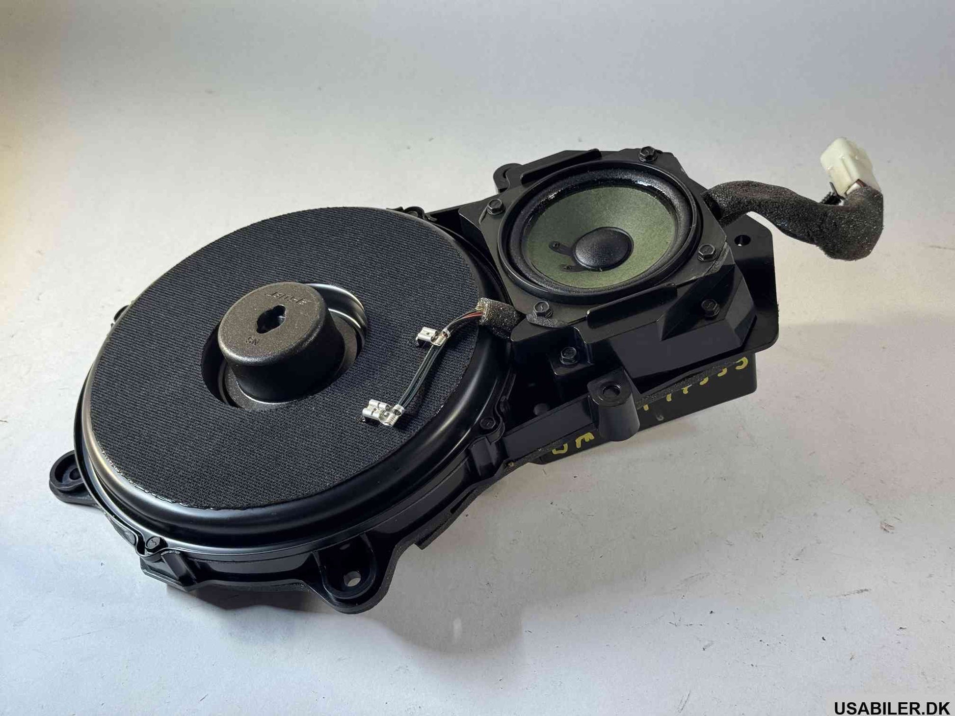 GM 10447355 Speaker Assembly, Radio Front