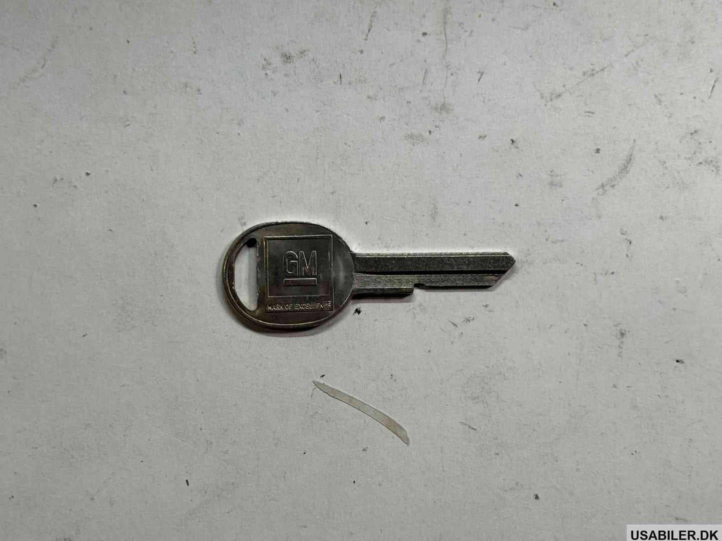 GM 1154605 Key,Dr Lock