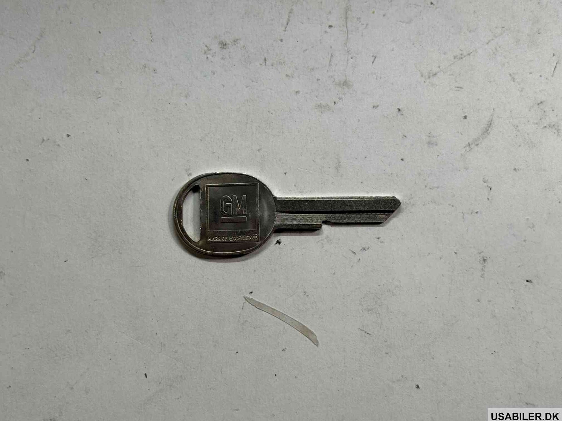 GM 1154605 Key,Dr Lock