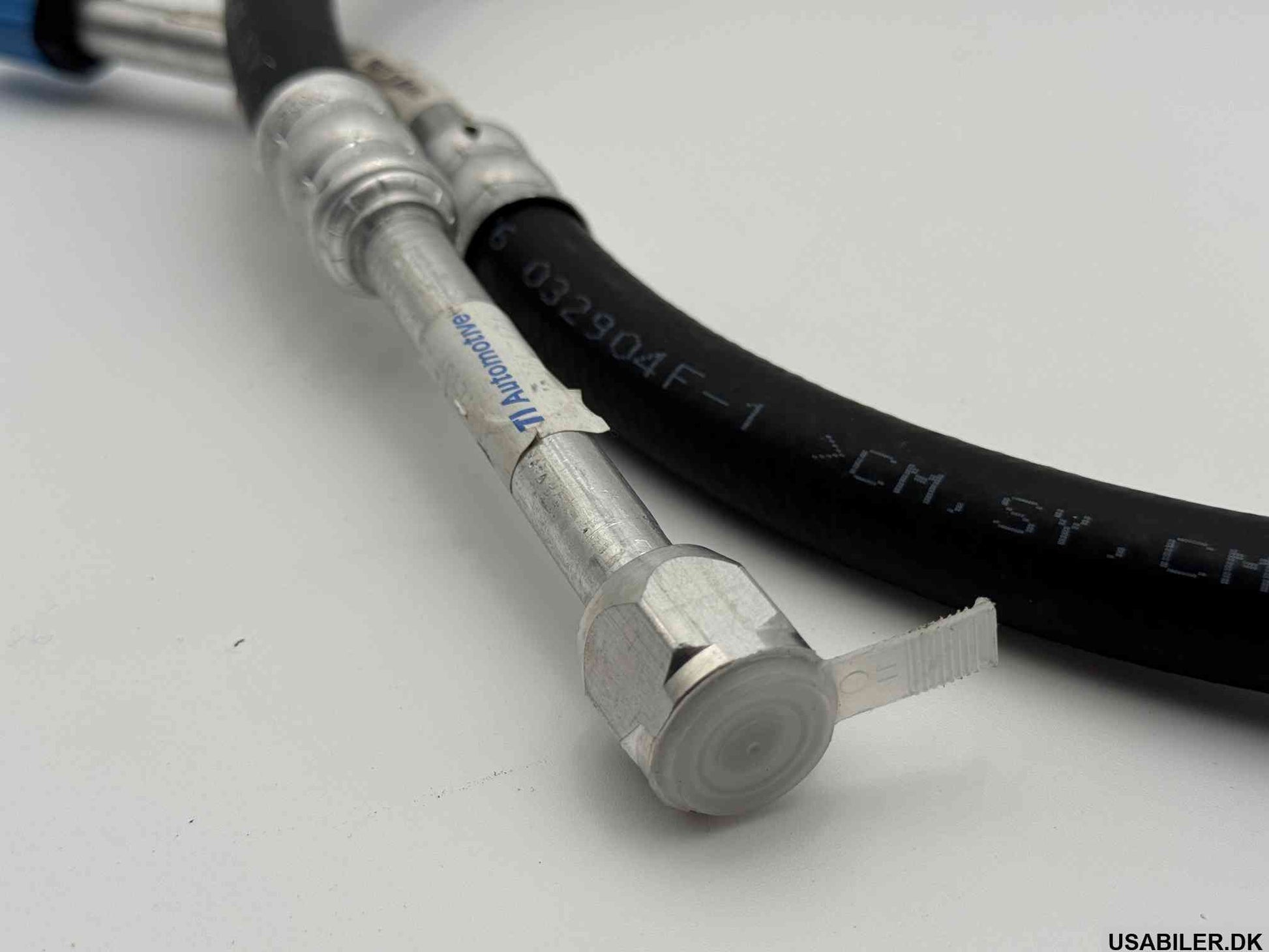 GM 12472187 Engine Oil Cooler Inlet Hose Assembly